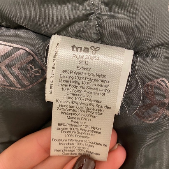 TNA Verbier Parka - Picture 4 of 5
